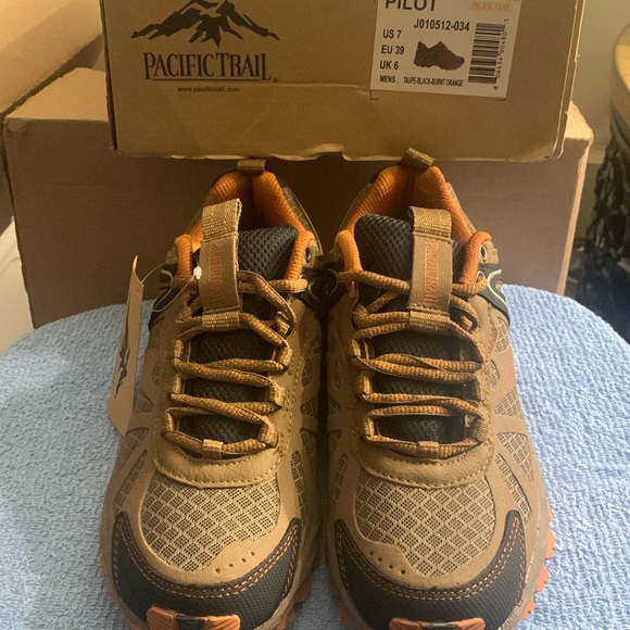 - New Pacific Trail- Taupe/Burnt Orange - Picture 2 of 5